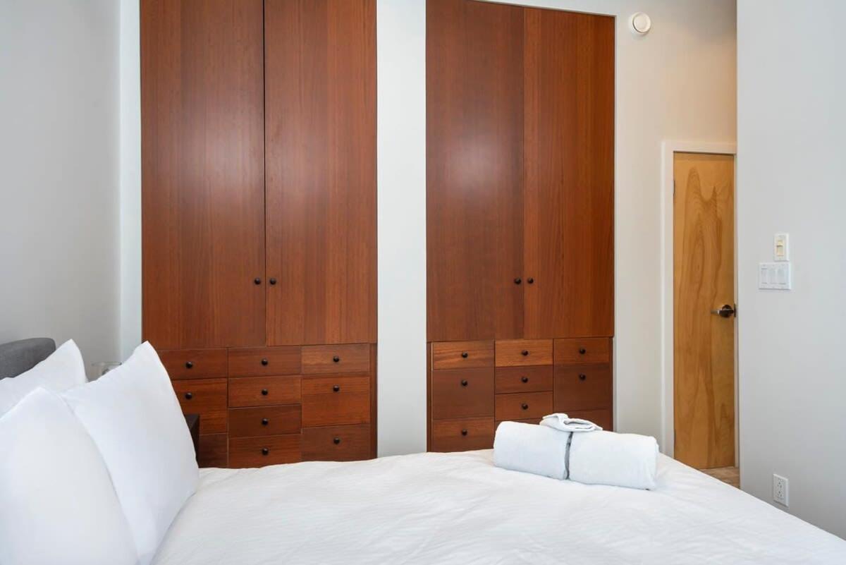 Nn - The Flame - Downtown 1-Bed 2-Bath Villa Whitehorse Exterior photo